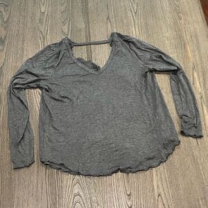 NWT Chaser Gray Long Sleeve Scoop Neck T-Shirt Size M